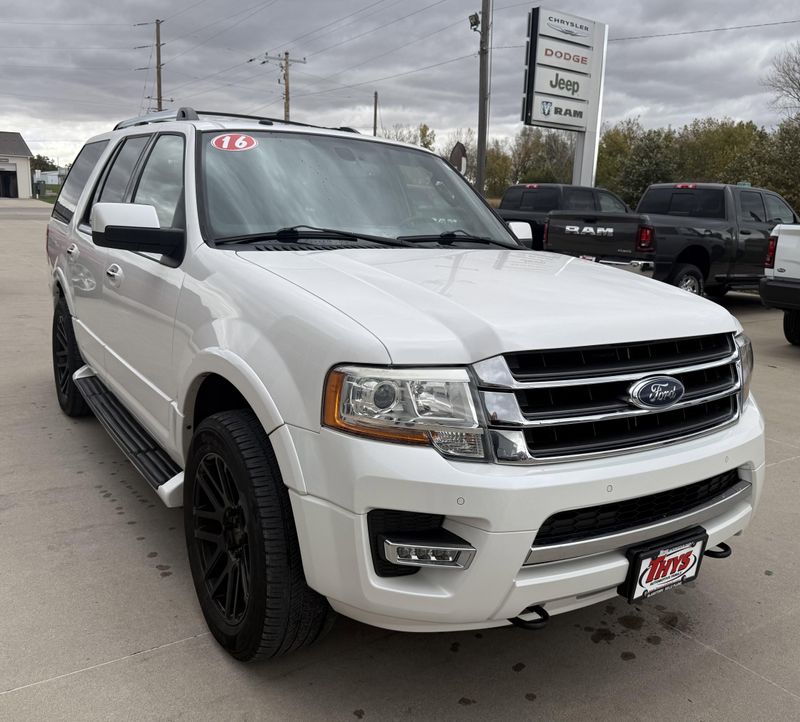 Used 2016 Ford Expedition LimitedImage 39