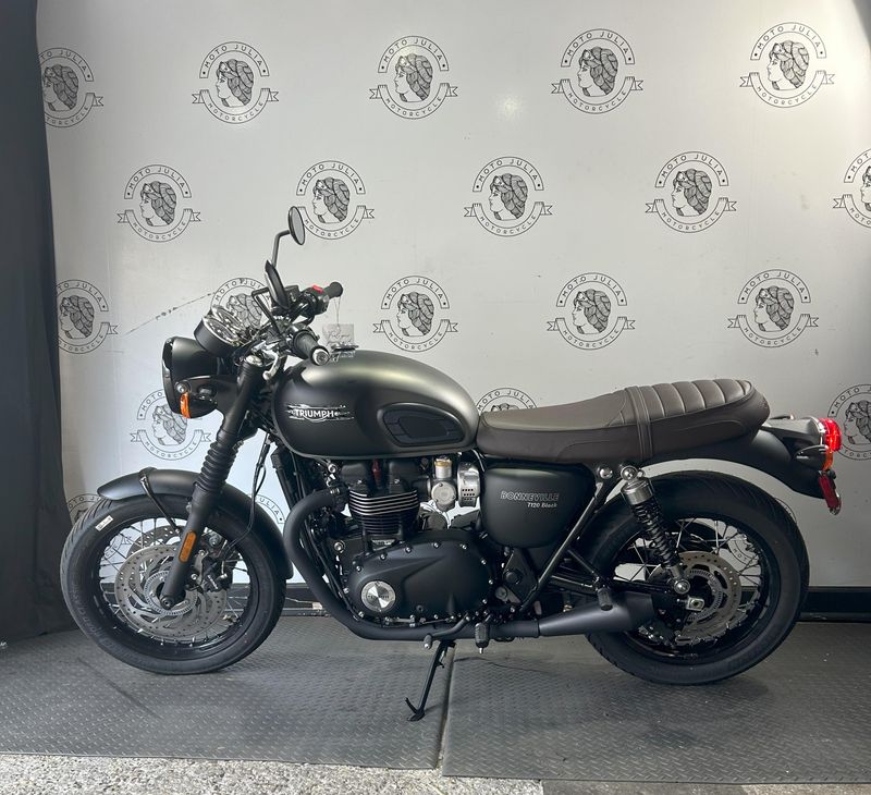 2024 Triumph BONNEVILLE T120 BLACK