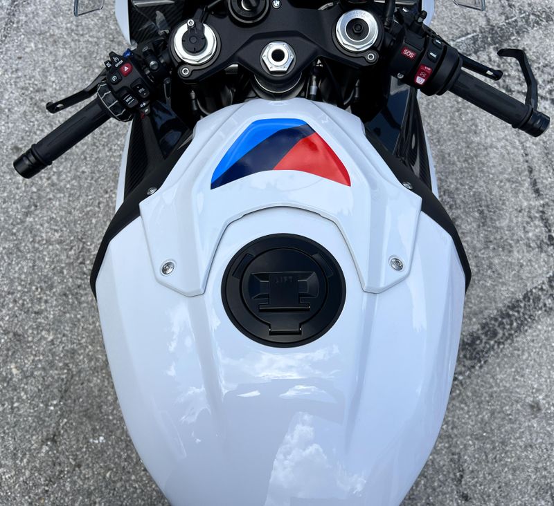 New 2025 BMW S 1000 RR 