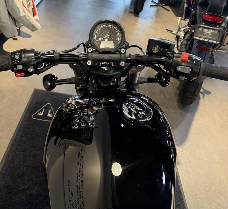 2026 Triumph Bonneville Bobber