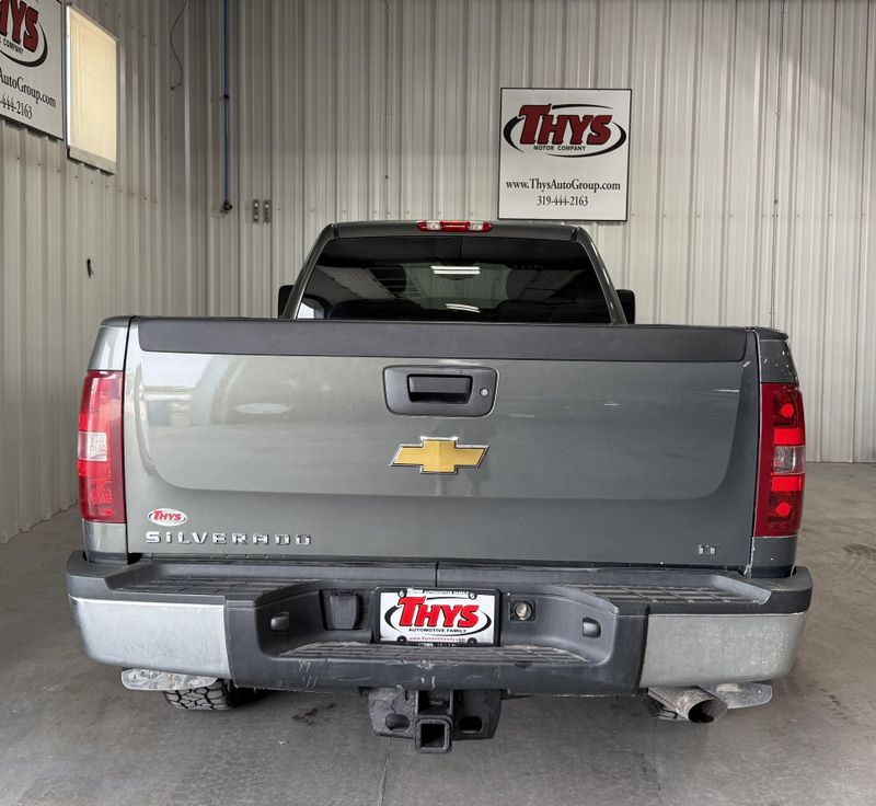 Used 2011 Chevrolet Silverado 2500HD LTImage 4