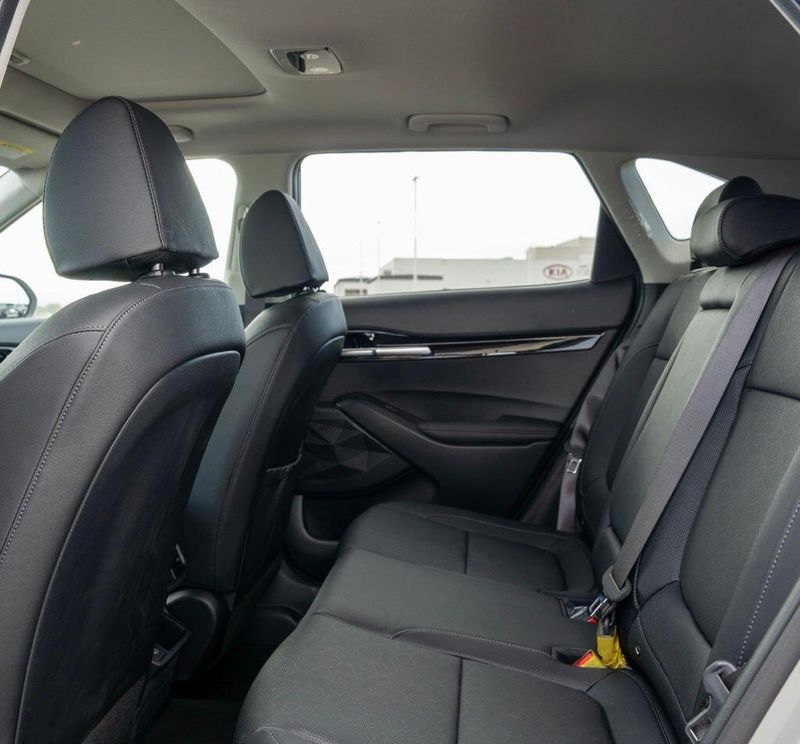 New 2026 Kia Seltos EXImage 12