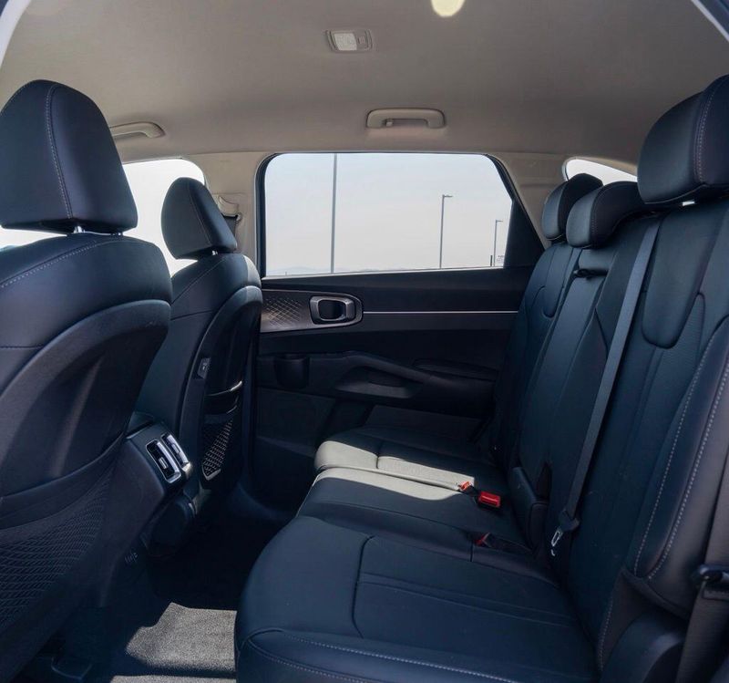 New 2026 Kia Sorento Hybrid EXImage 13