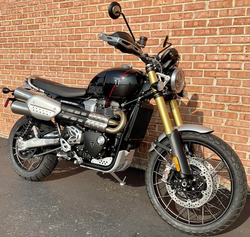 2024 Triumph Scrambler 1200 XEImage 2