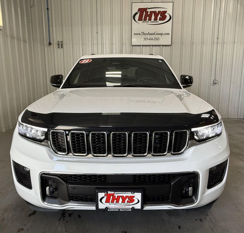 Used 2023 Jeep Grand Cherokee OverlandImage 19