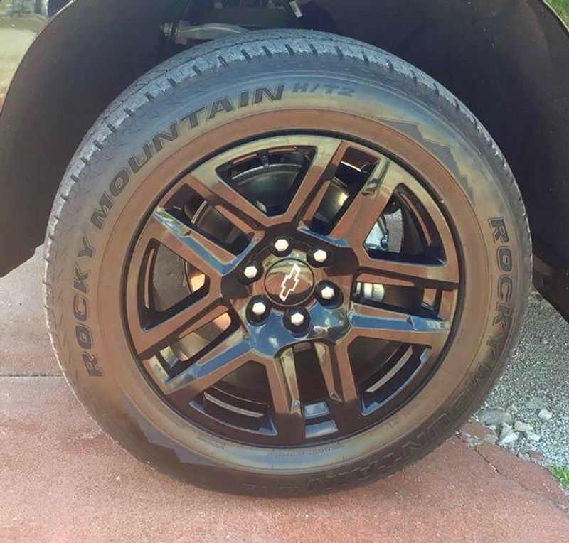 Used 2022 Chevrolet Silverado 1500 LTD CustomImage 16