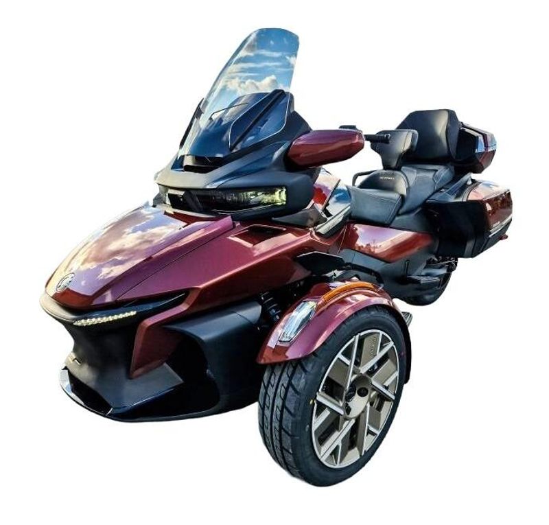 New 2026 Can-Am SPYDER RT SEA-TO-SKY (SE6) Image 5