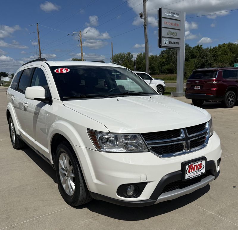 Used 2016 Dodge Journey SXTImage 37