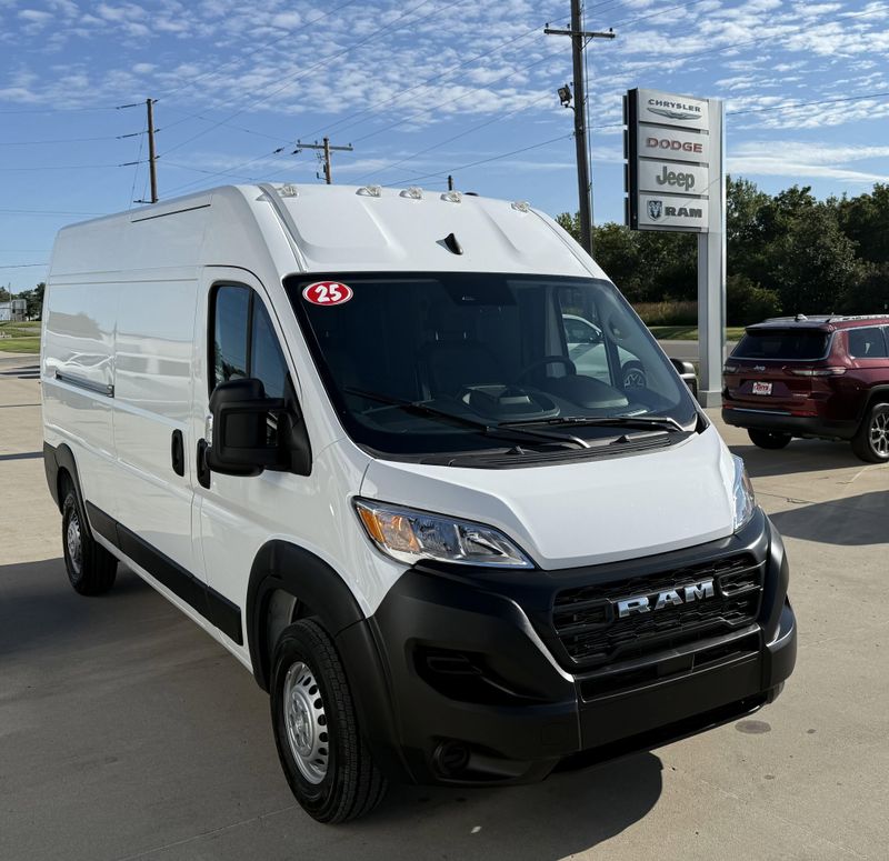Used 2025 RAM ProMaster 2500 TradesmanImage 23