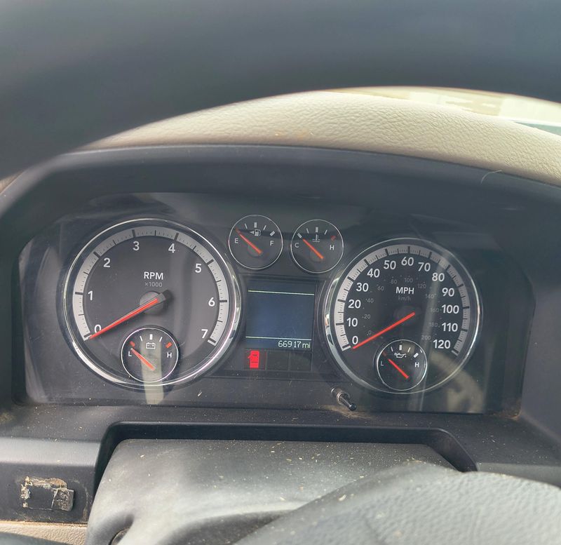 Used 2011 RAM 2500 STImage 6