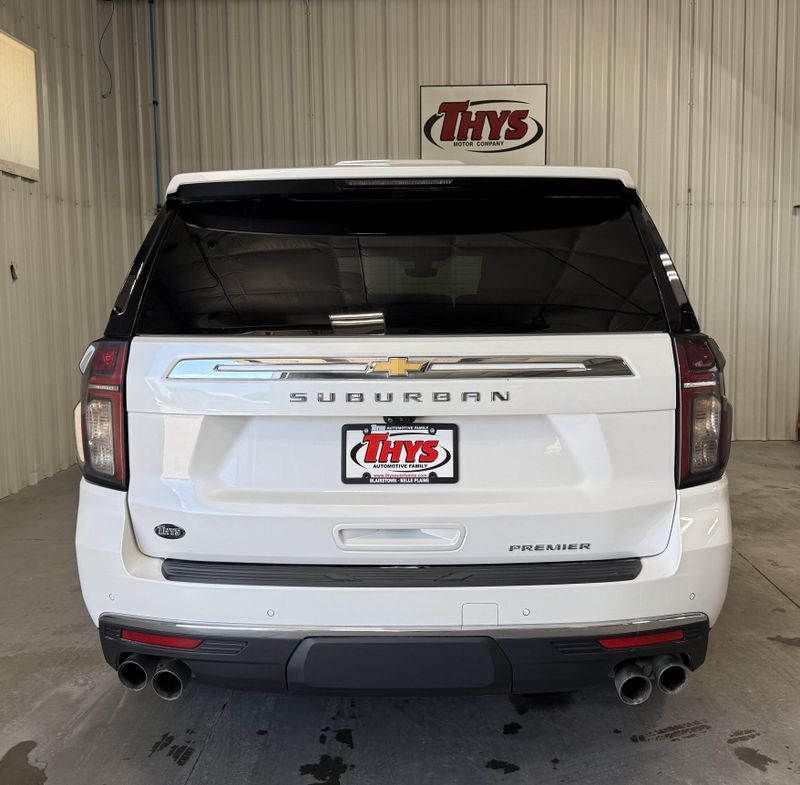 Used 2021 Chevrolet Suburban PremierImage 4
