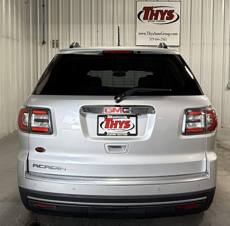 Used 2014 GMC Acadia SLTImage 4