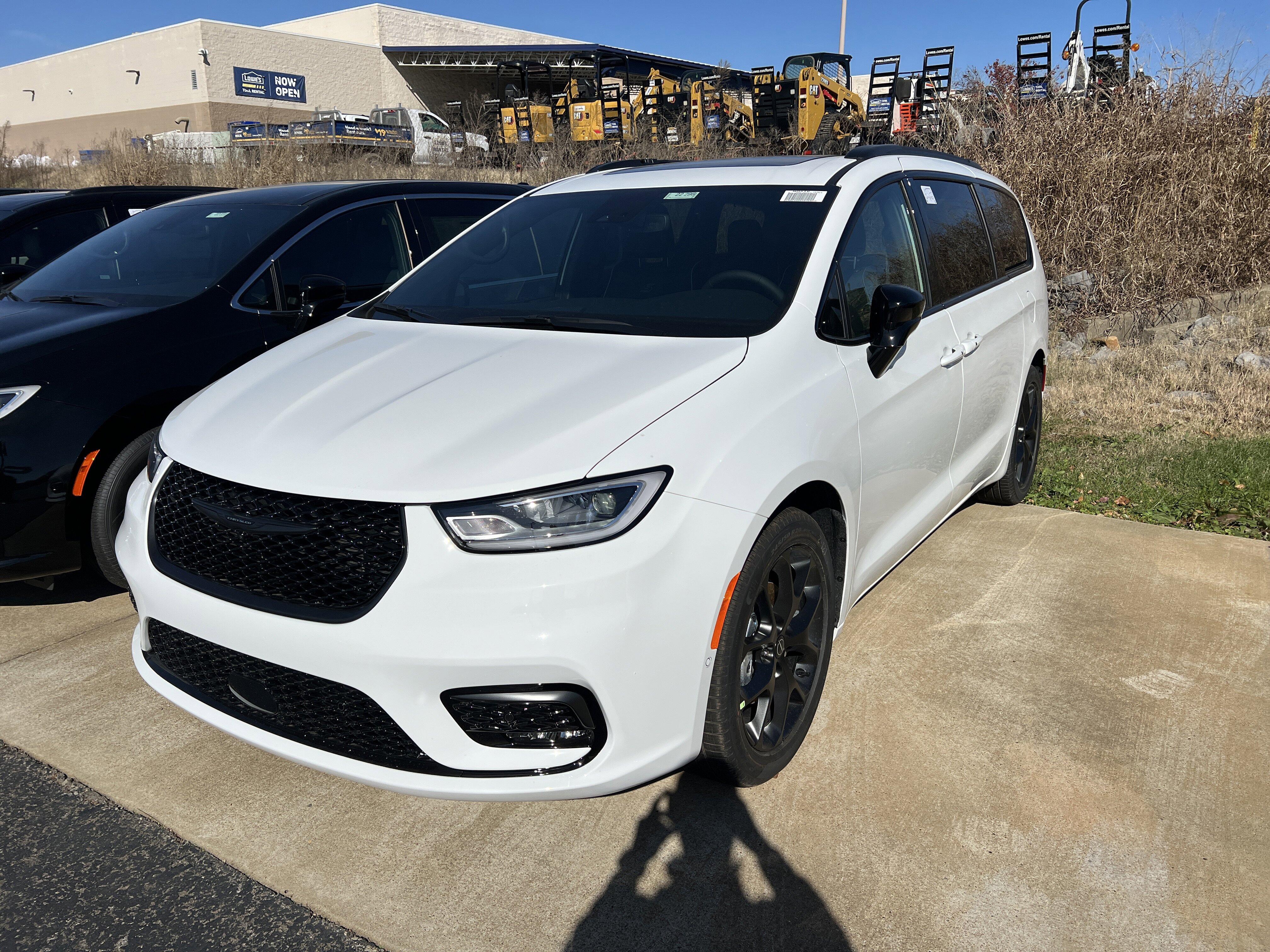 2026 Chrysler Pacifica Pacifica Limited