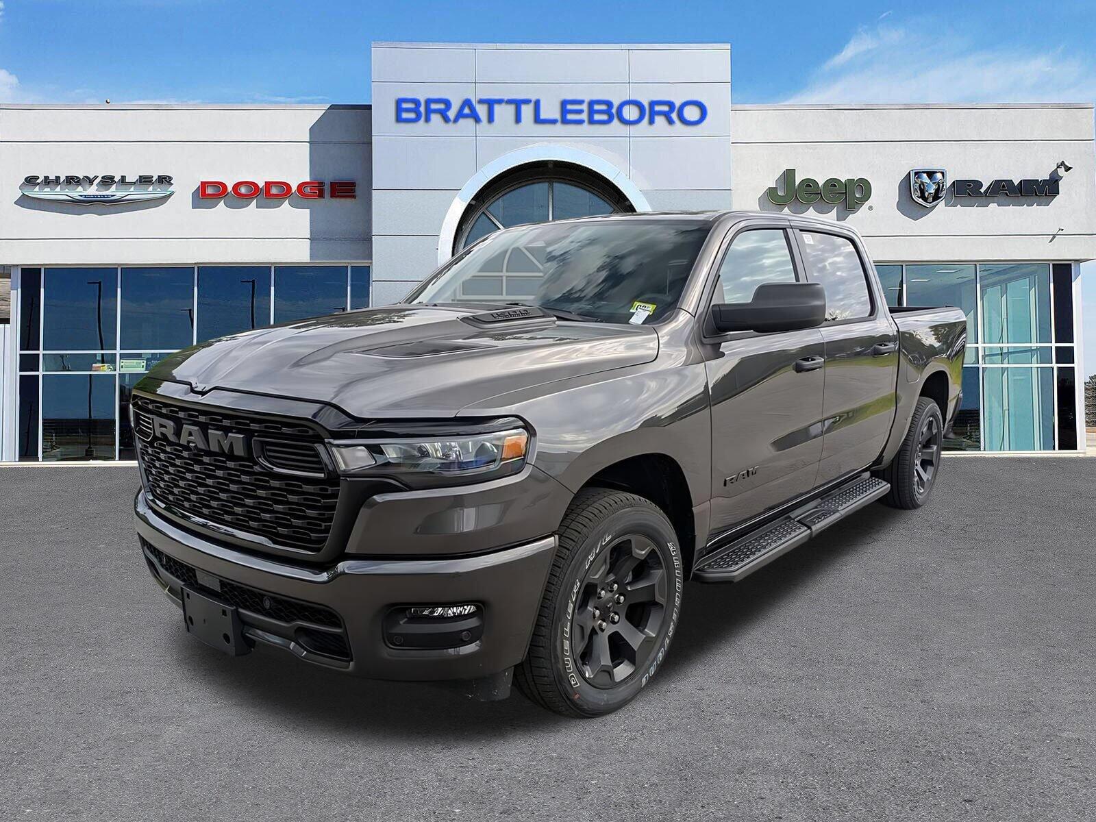 2026 RAM 1500 1500 Express Crew Cab 4x4 5'7' Box