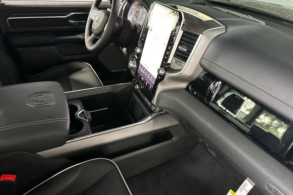 2026 RAM 1500 Laramie - Photo 14