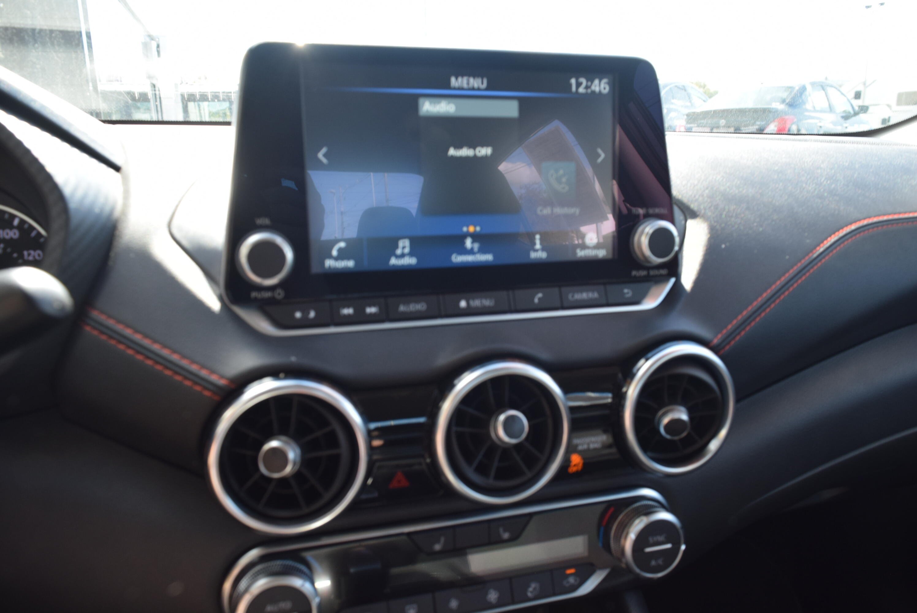 2025 Nissan Sentra SR - Photo 10