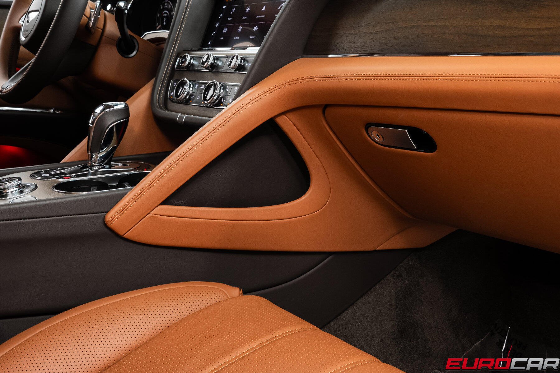 2024 Bentley Bentayga V8 *FRONT SEAT COMFORT SPEC * PANORAMIC SUNROOF*Image 33