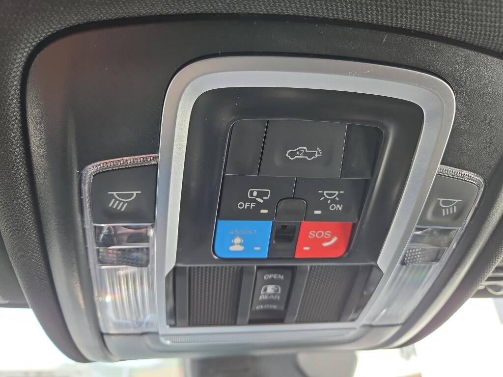 2026 RAM 1500 Laramie - Photo 19