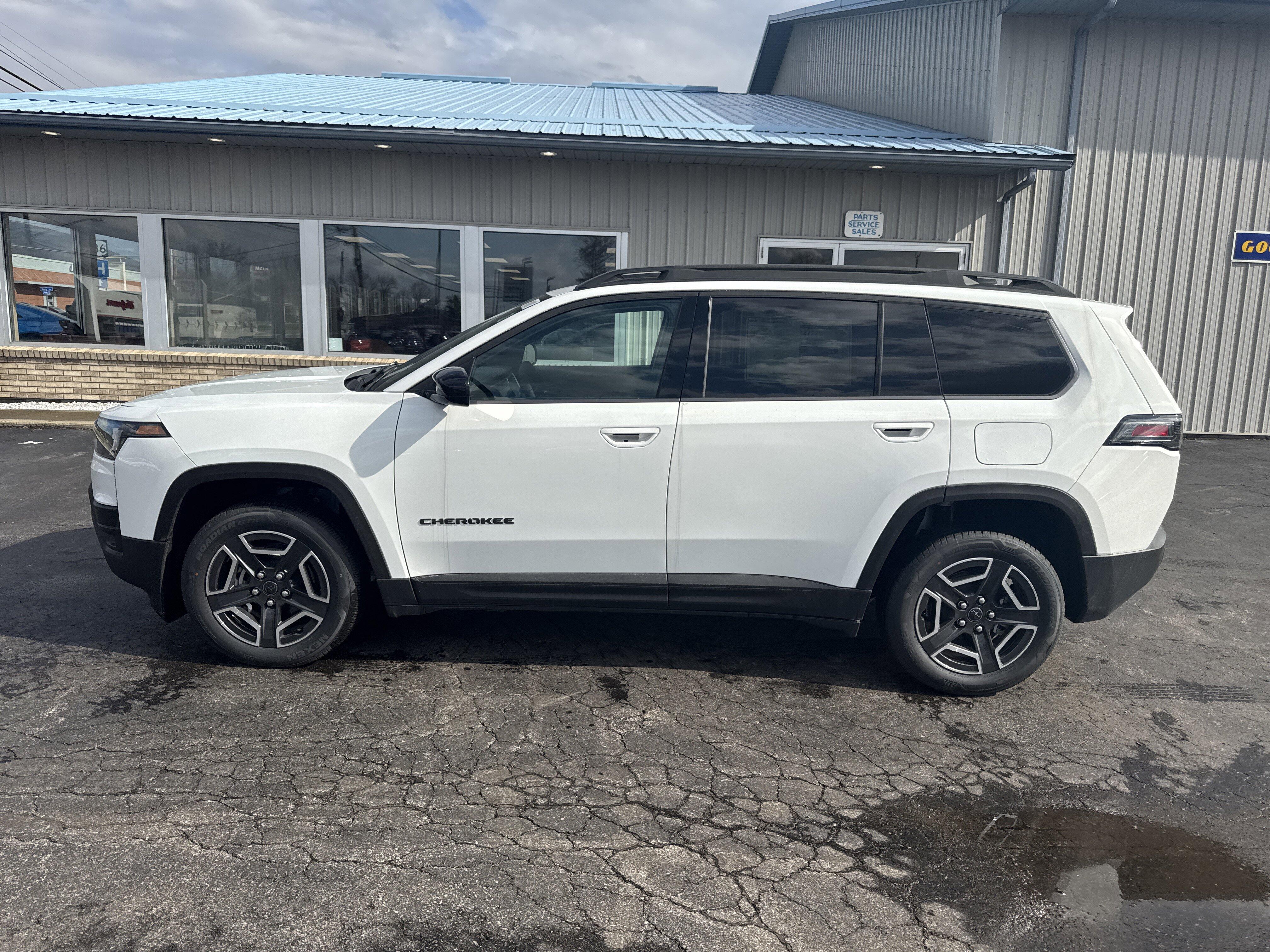 2026 Jeep Cherokee Cherokee Laredo 4x4