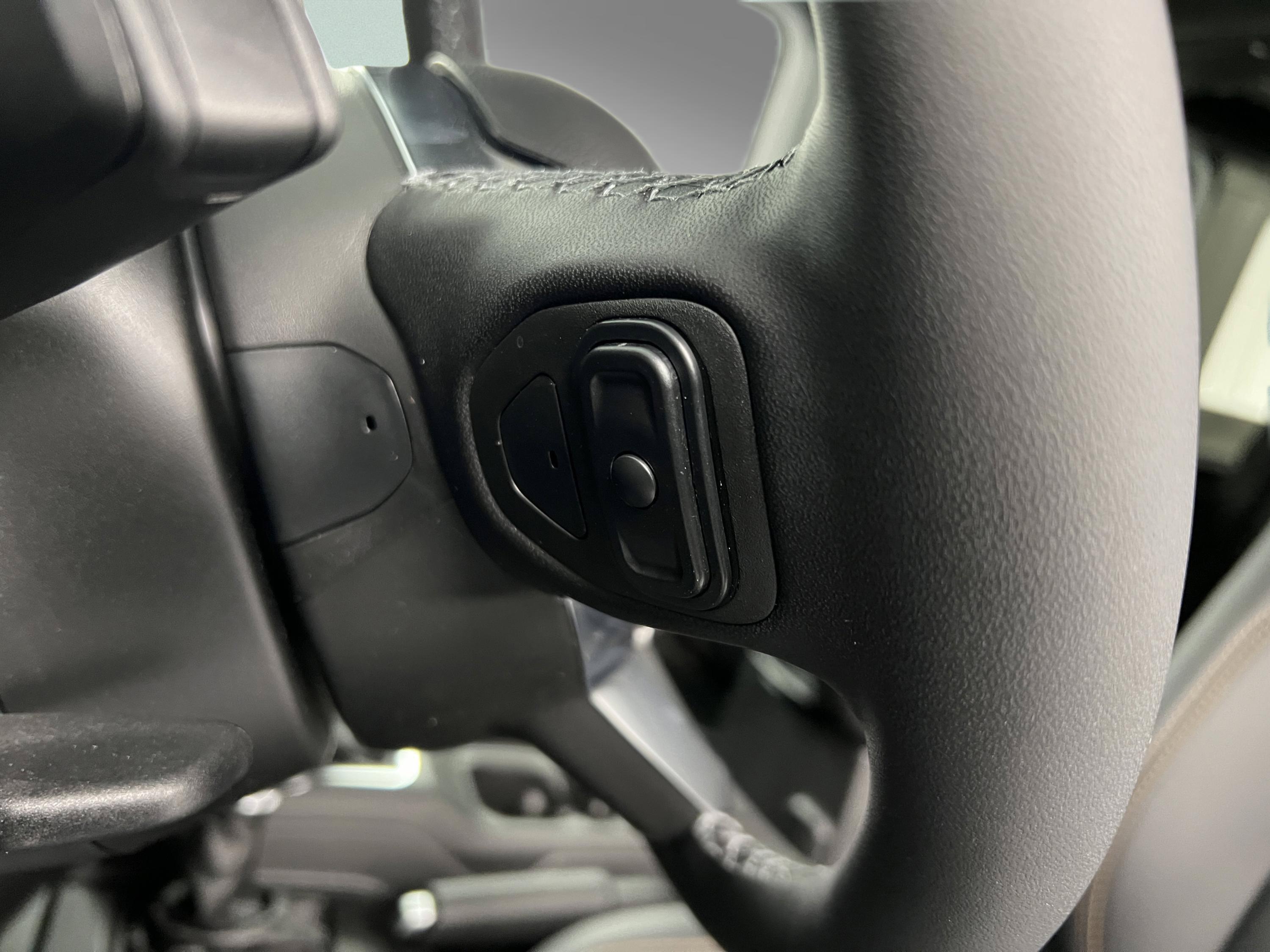 2026 Jeep Wrangler 4-Door Sahara - Photo 26