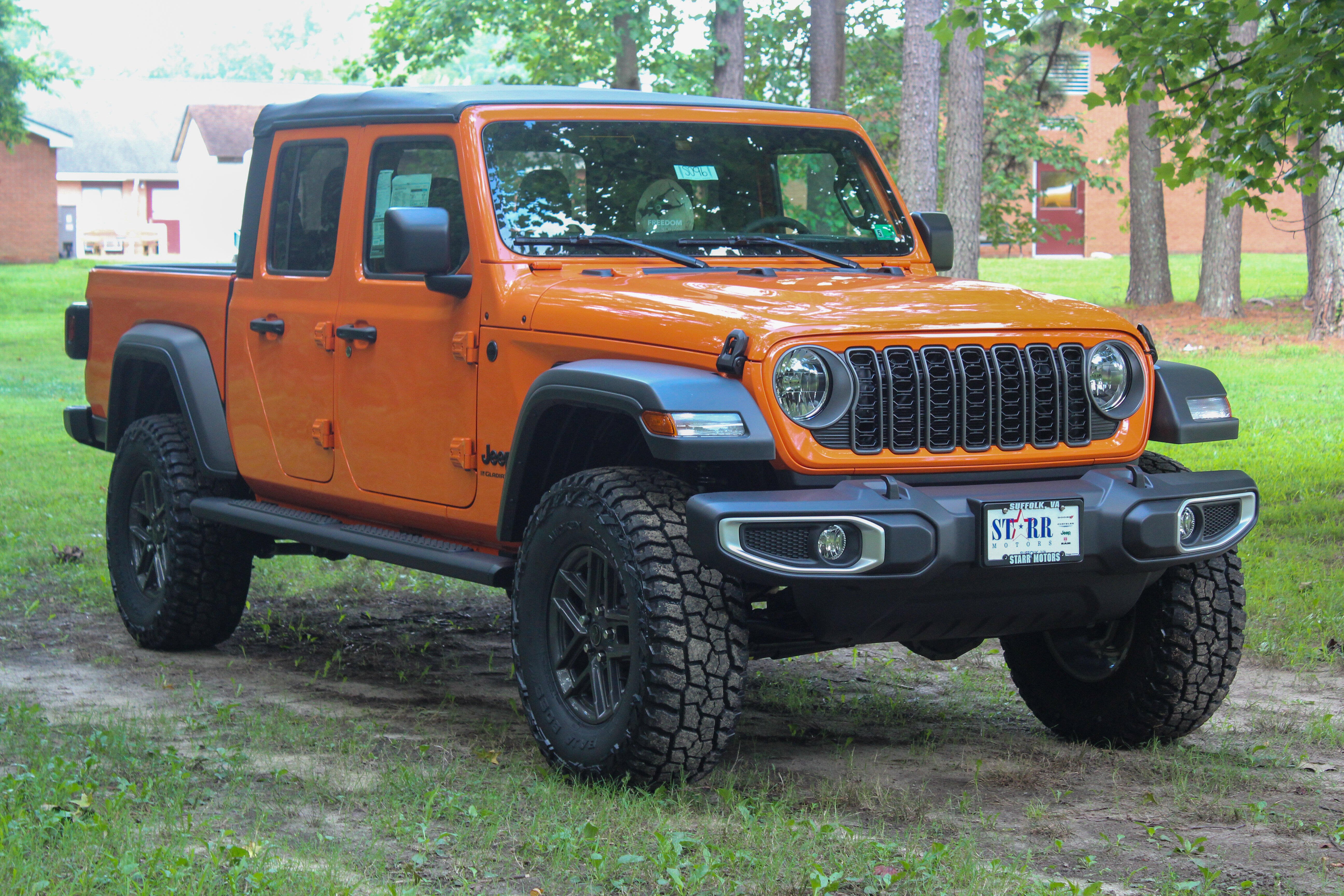 2025 Jeep Gladiator