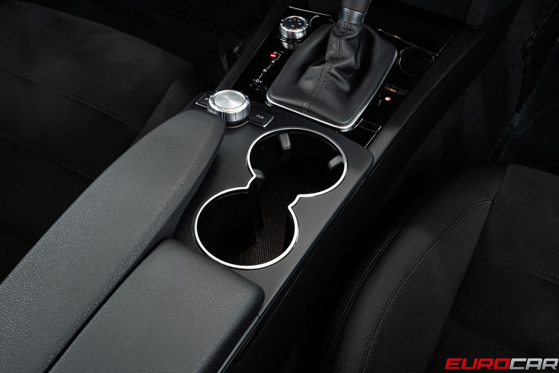 2012 Mercedes-Benz C-Class C 63 AMG *CARBON INTERIOR TRIM * SUNROOF*Image 29