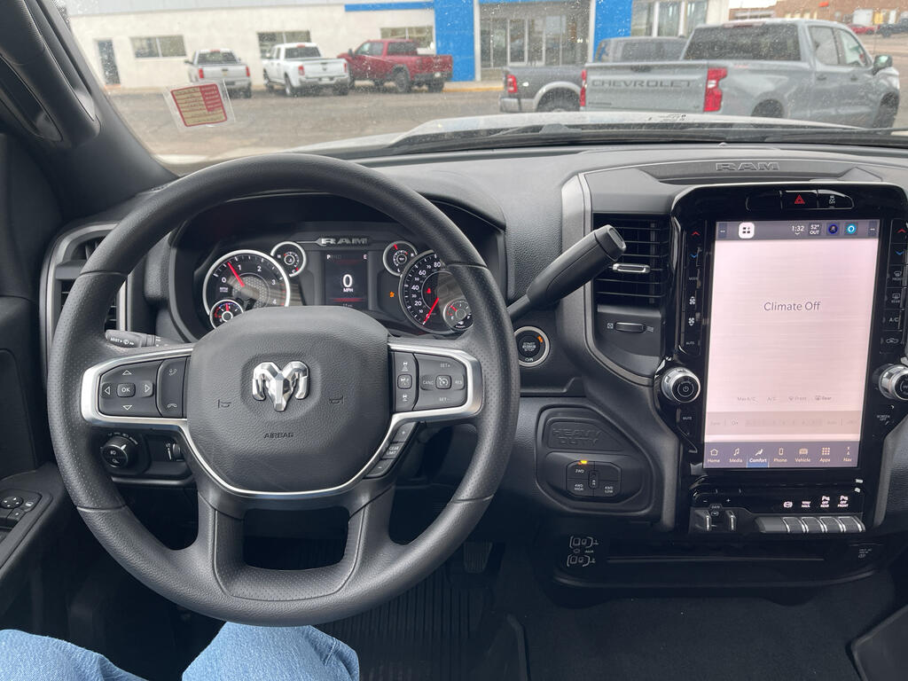 2026 RAM 2500 Tradesman - Photo 9