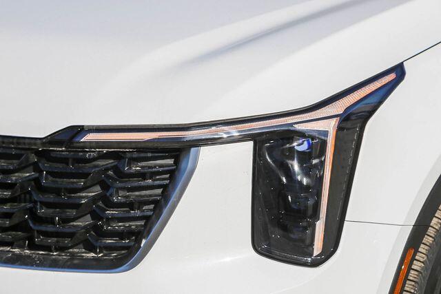 2026 Kia Sorento EX - Photo 13