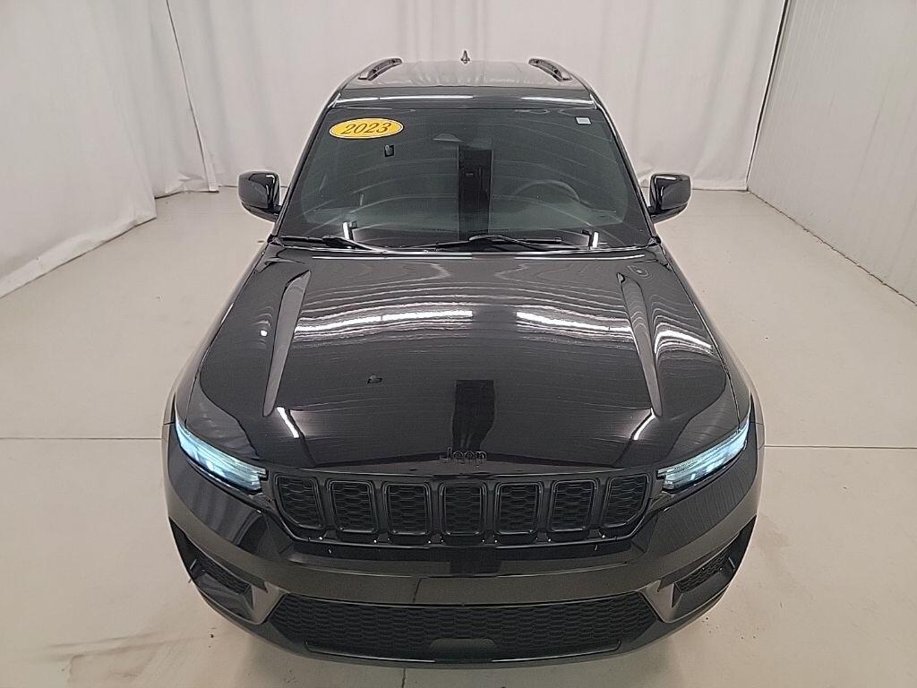 2023 Jeep Grand Cherokee Altitude - Photo 9