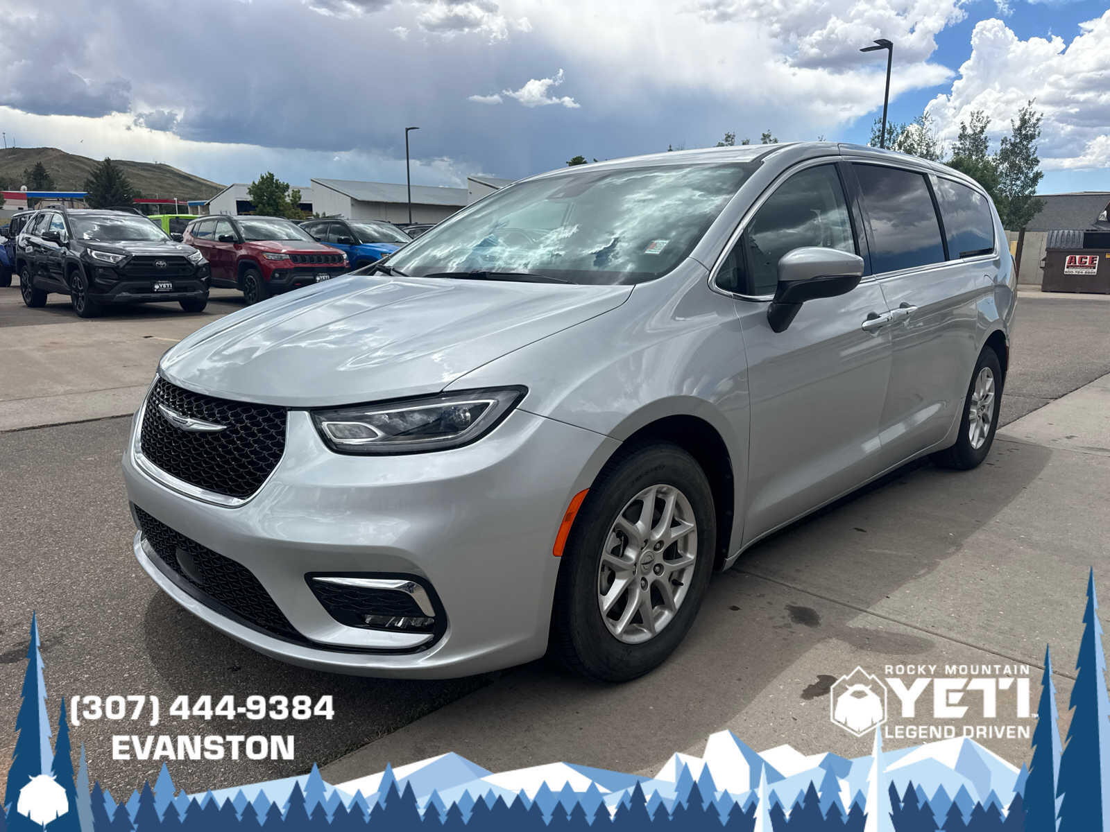 2023 Chrysler Pacifica Touring L - Photo 7