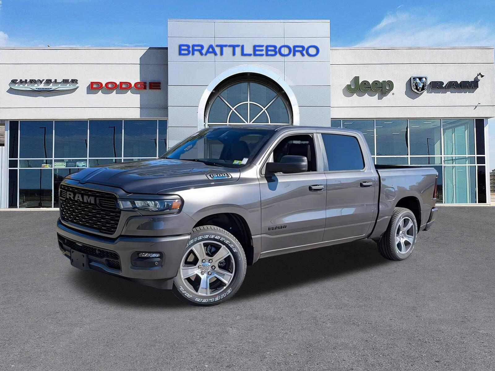2025 RAM 1500 Tradesman Crew Cab 4x4 5'7' Box