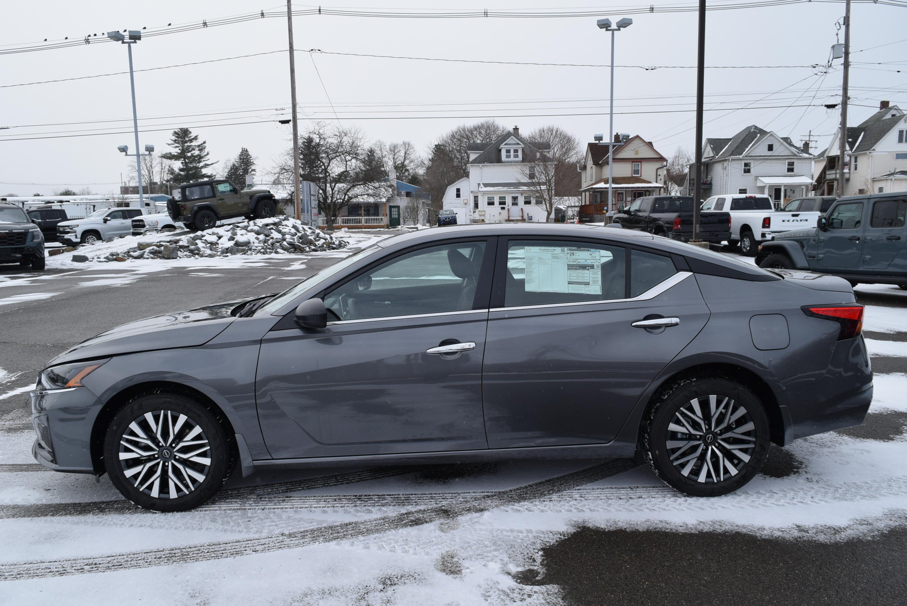 2025 Nissan Altima SV's photo