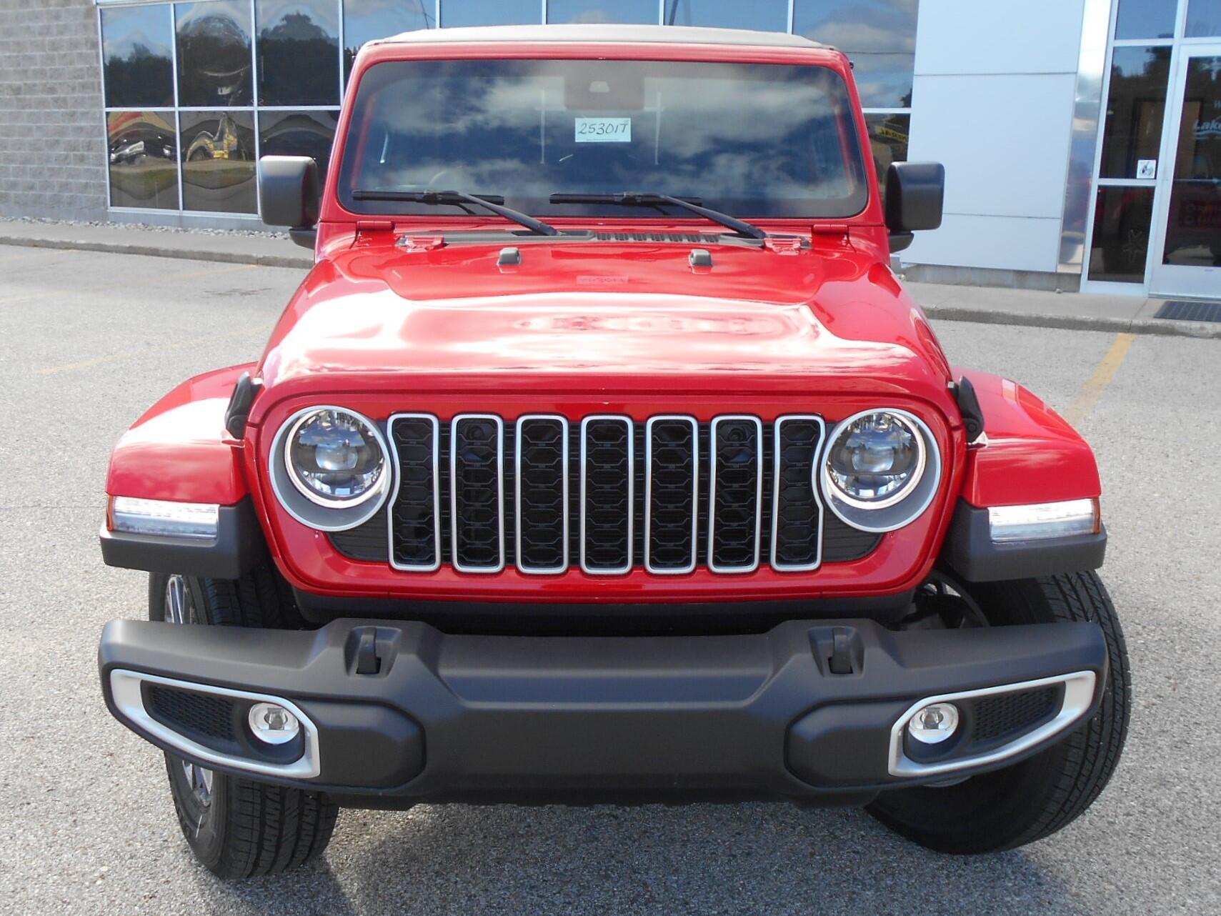2025 Jeep Wrangler 4-Door Sahara - Photo 27