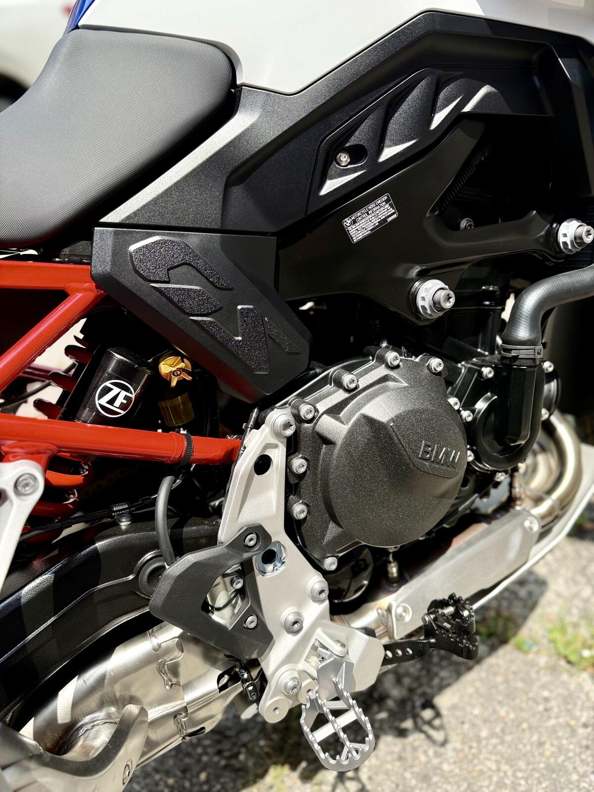 New 2026 BMW F900GS 