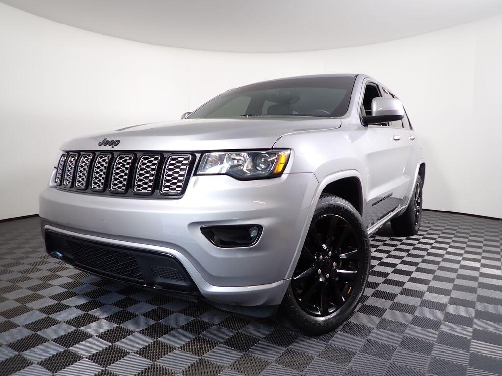 Used 2019 Jeep Grand Cherokee Altitude with VIN 1C4RJFAG7KC594543 for sale in Rockbridge, OH