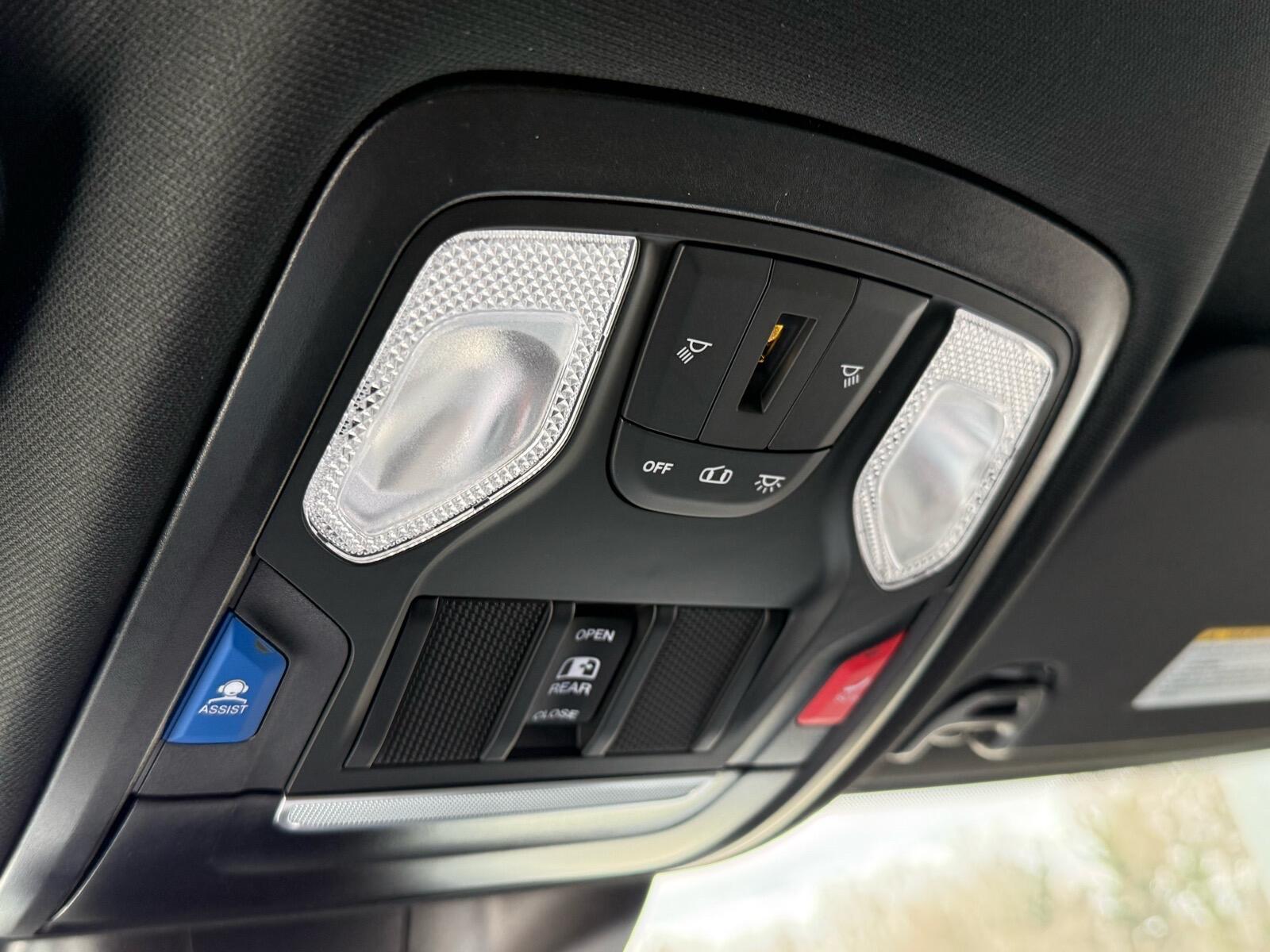 2026 RAM 2500 Tradesman/Black Express - Photo 12