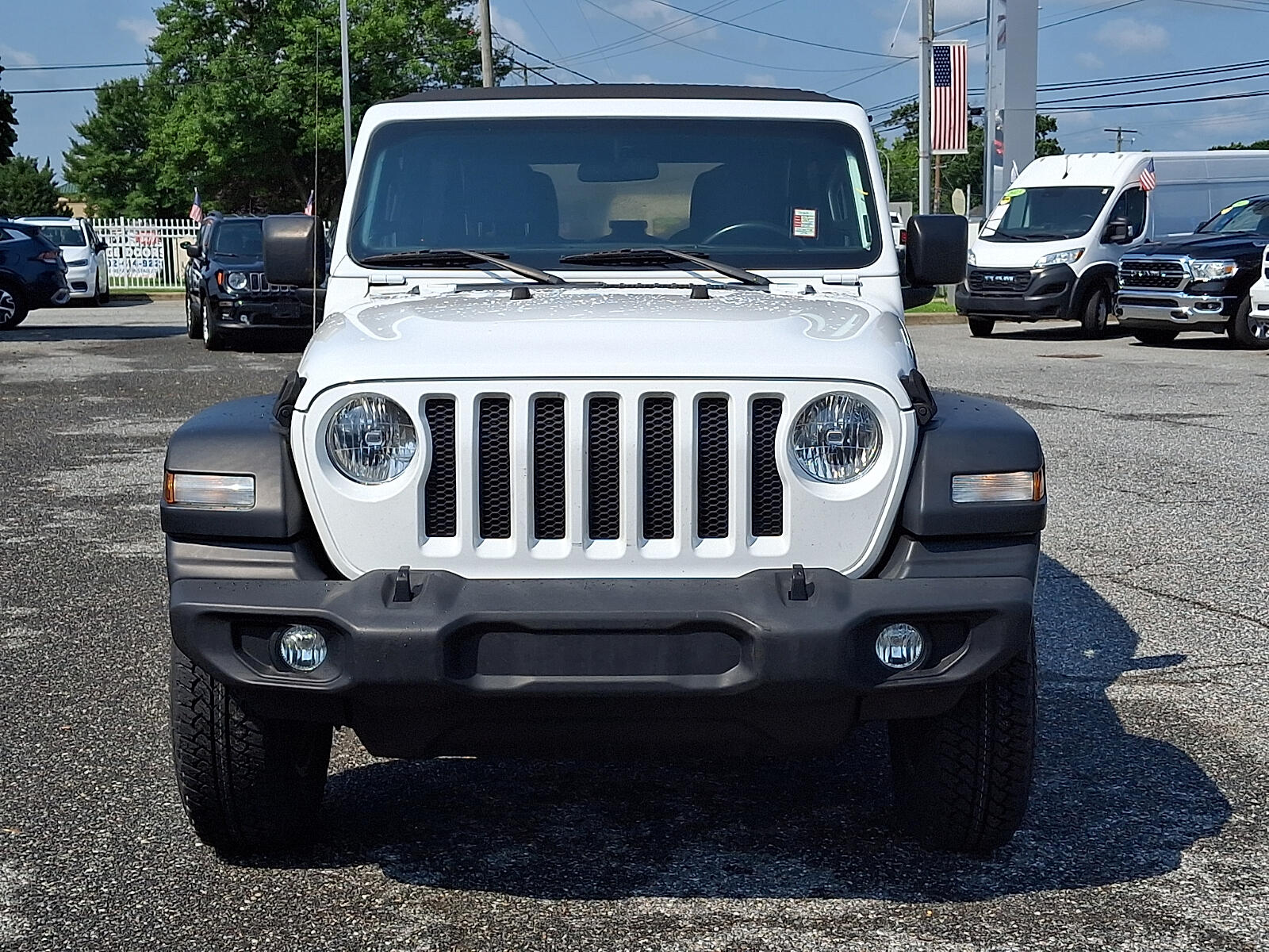 Used 2018 Jeep All-New Wrangler Unlimited Sport S with VIN 1C4HJXDG6JW164464 for sale in New Castle, DE
