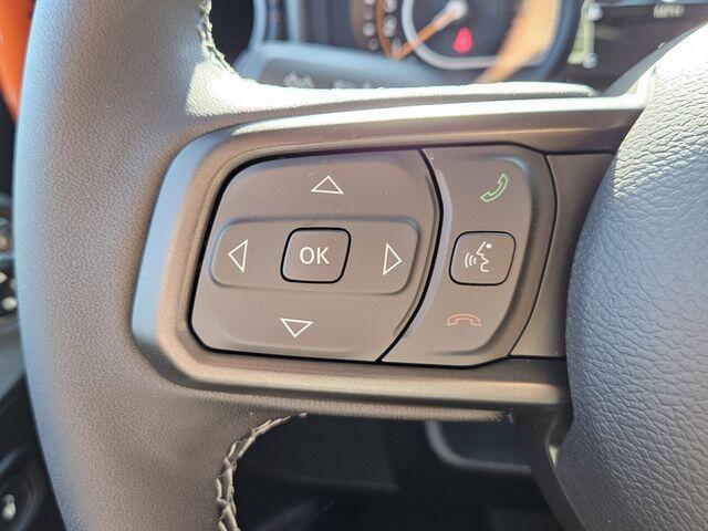 2025 Jeep Wrangler 4-Door Rubicon - Photo 13