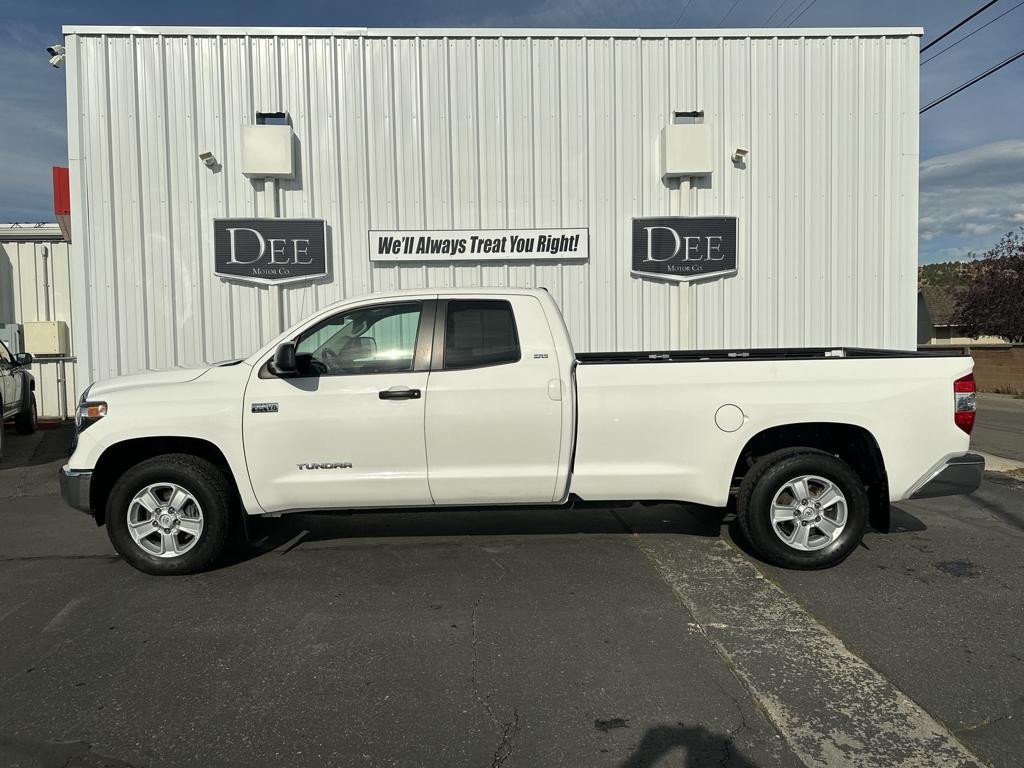 Used 2018 Toyota Tundra SR with VIN 5TFCY5F12JX022318 for sale in Anaconda, MT