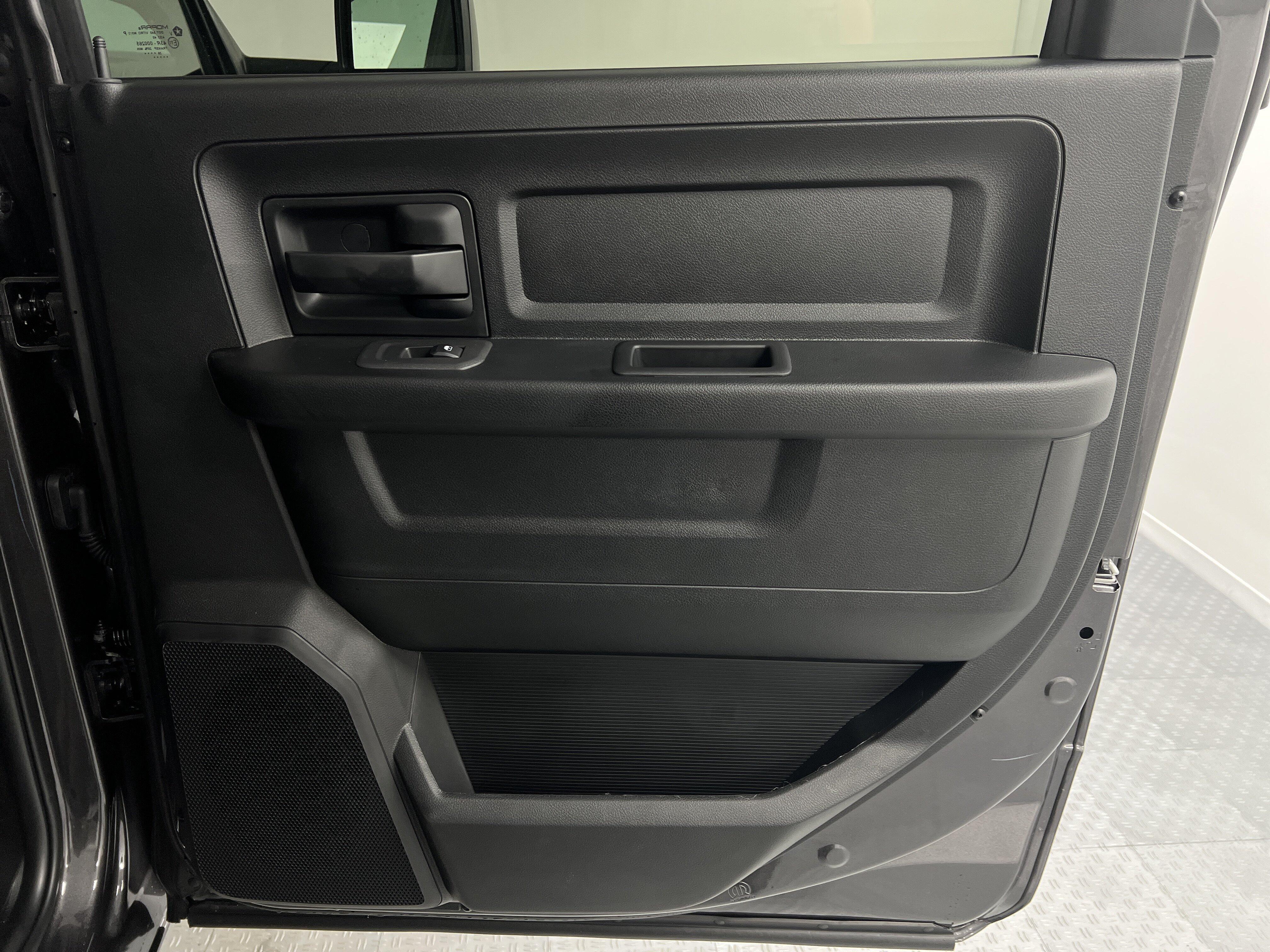 2027 RAM Ram 3500 Pickup Tradesman - Photo 45