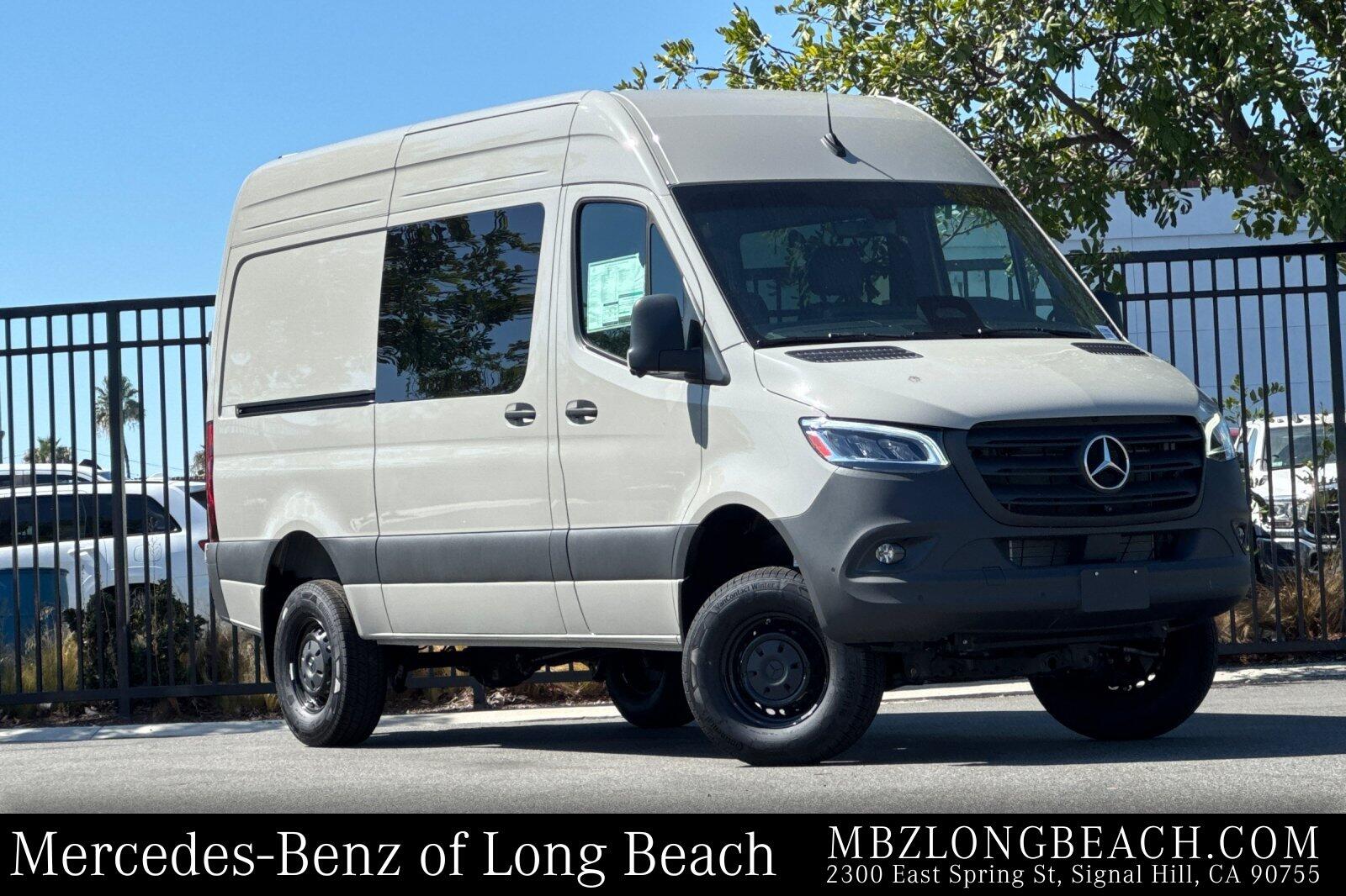 2026 Mercedes-Benz Sprinter 2500 Crew 144 WB