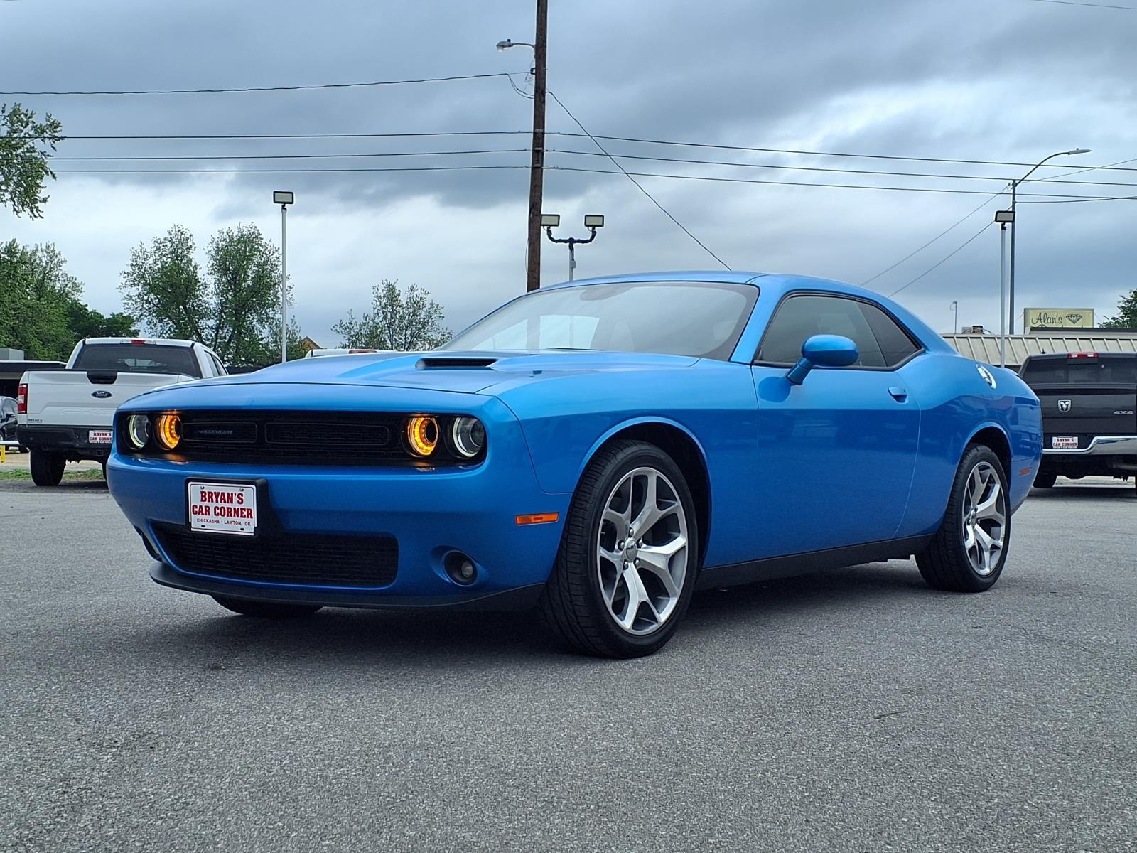 2023 Dodge Challenger SXT Auto's photo