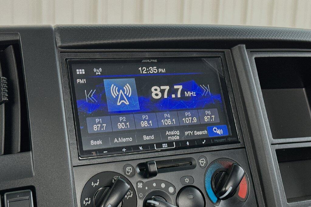 2024 Isuzu NPR HD - Photo 14