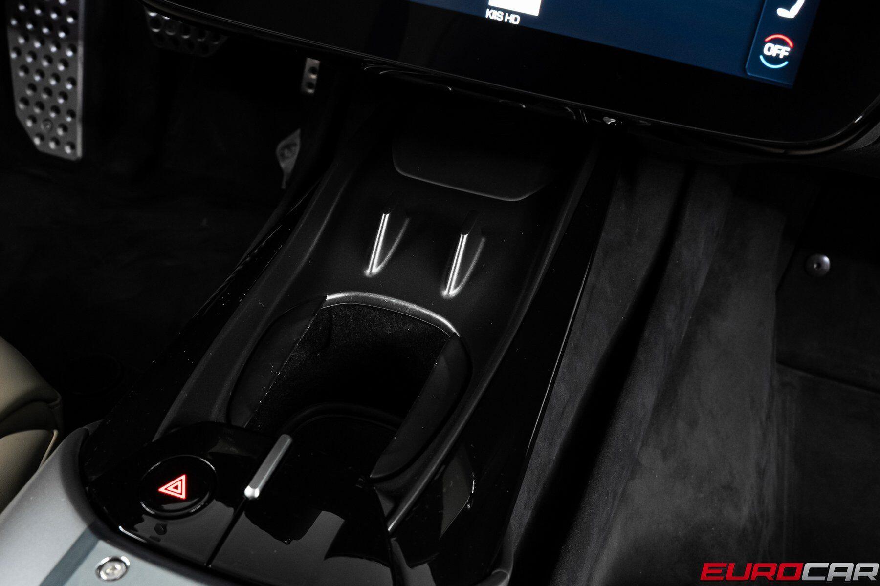 2025 Ferrari 12Cilindri *HUGE CARBON OPTIONS * PANORAMIC ROOF*Image 31