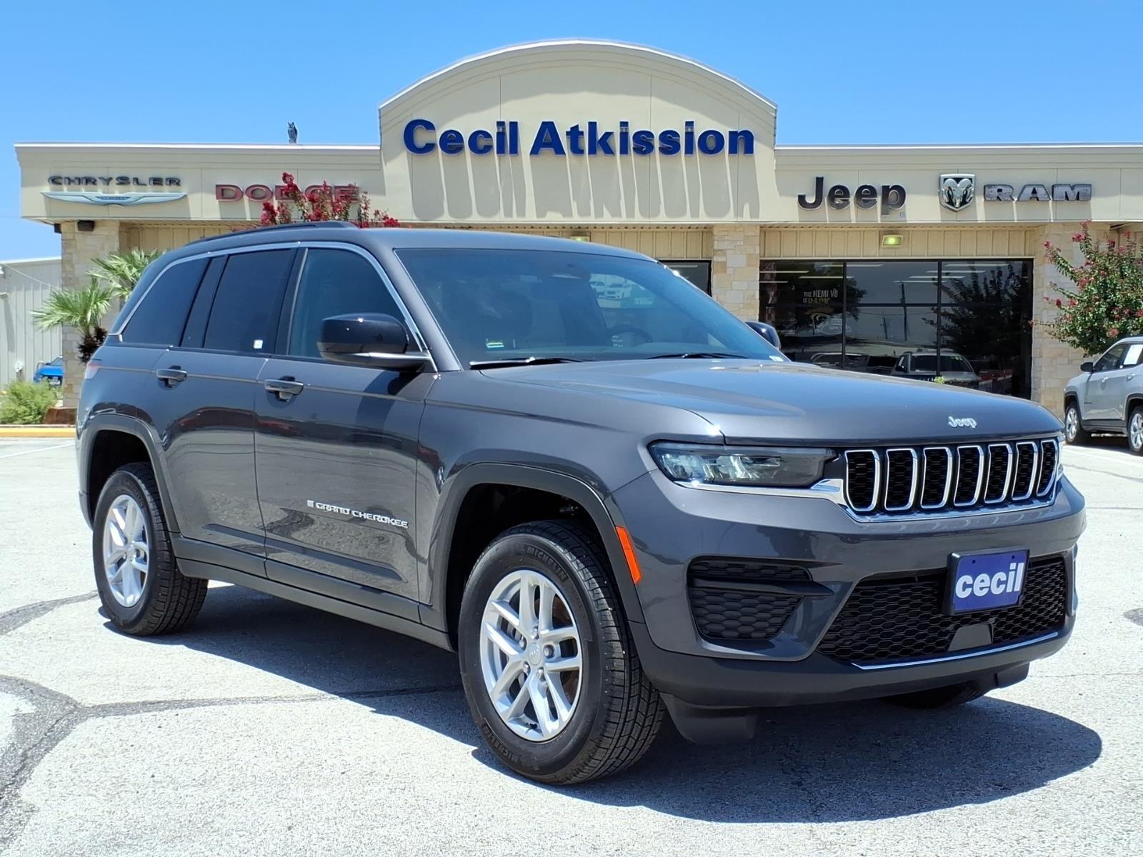 2026 Jeep Grand Cherokee Grand Cherokee Laredo 4x4