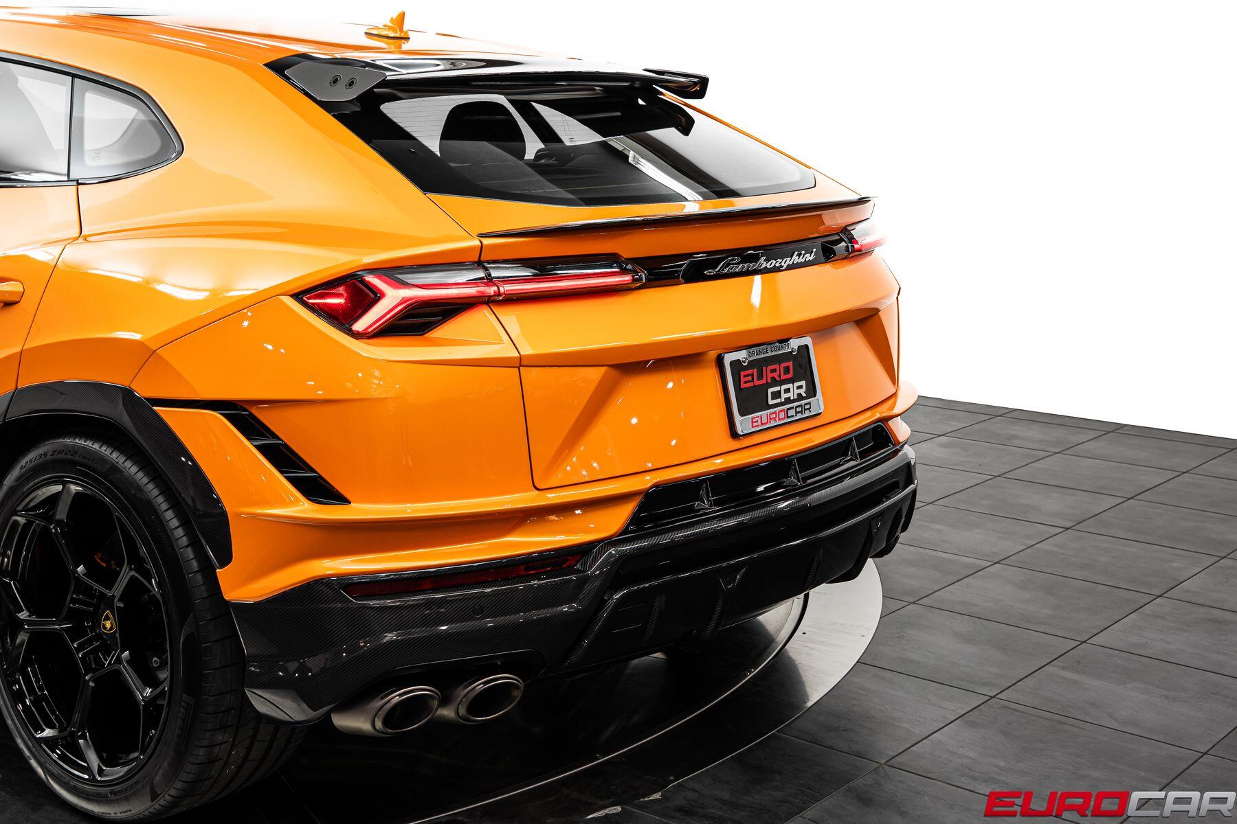 2024 Lamborghini Urus Performante *HUGE CARBON OPTIONS * PANORAMIC ROOF*Image 18