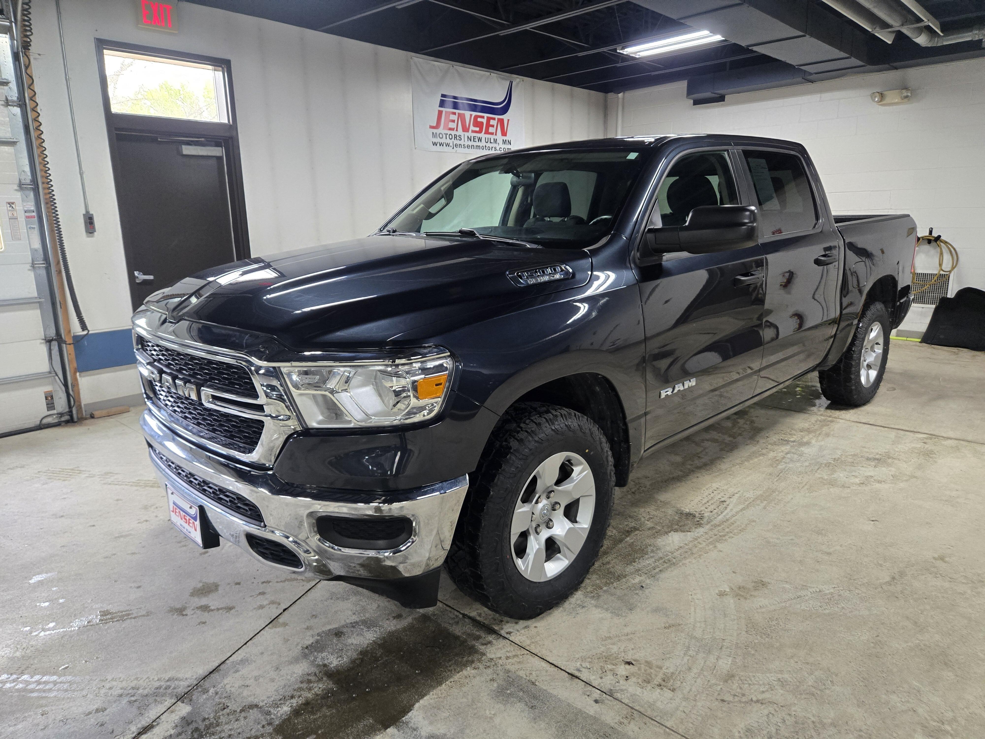 Used 2019 RAM Ram 1500 Tradesman with VIN 1C6SRFGT1KN826211 for sale in New Ulm, Minnesota