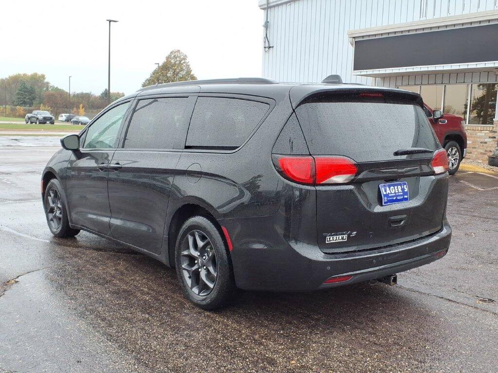 Used 2020 Chrysler Pacifica Touring L Plus with VIN 2C4RC1EG7LR149526 for sale in Mankato, Minnesota
