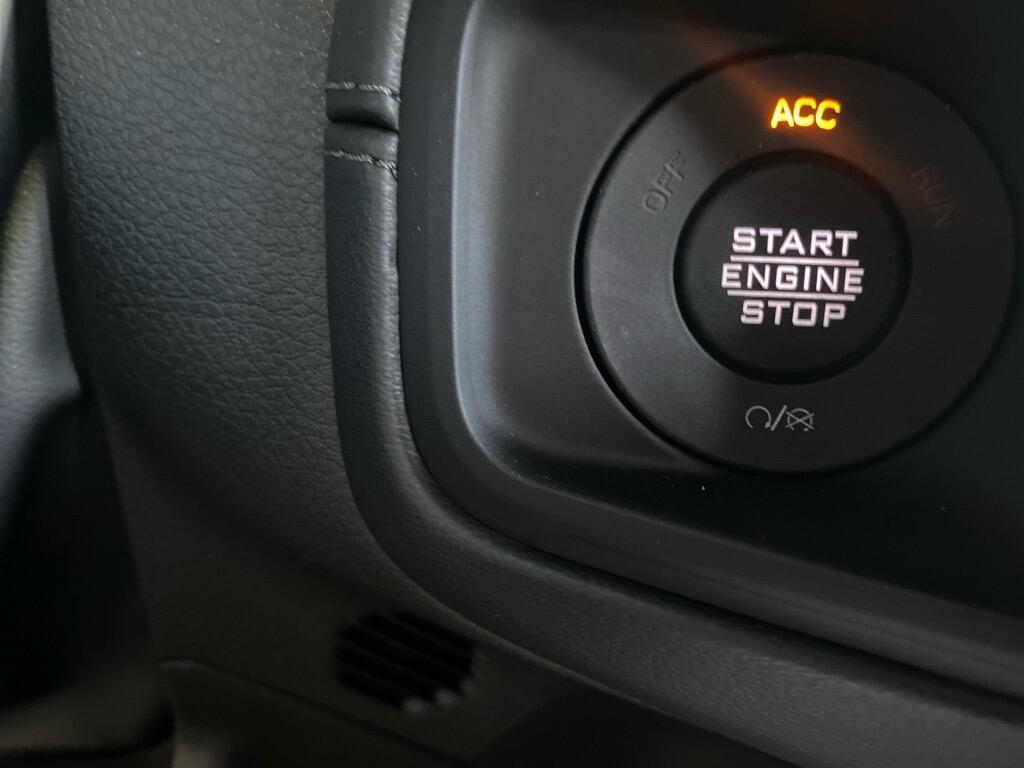 2025 Jeep Wrangler 4-Door Sahara - Photo 45