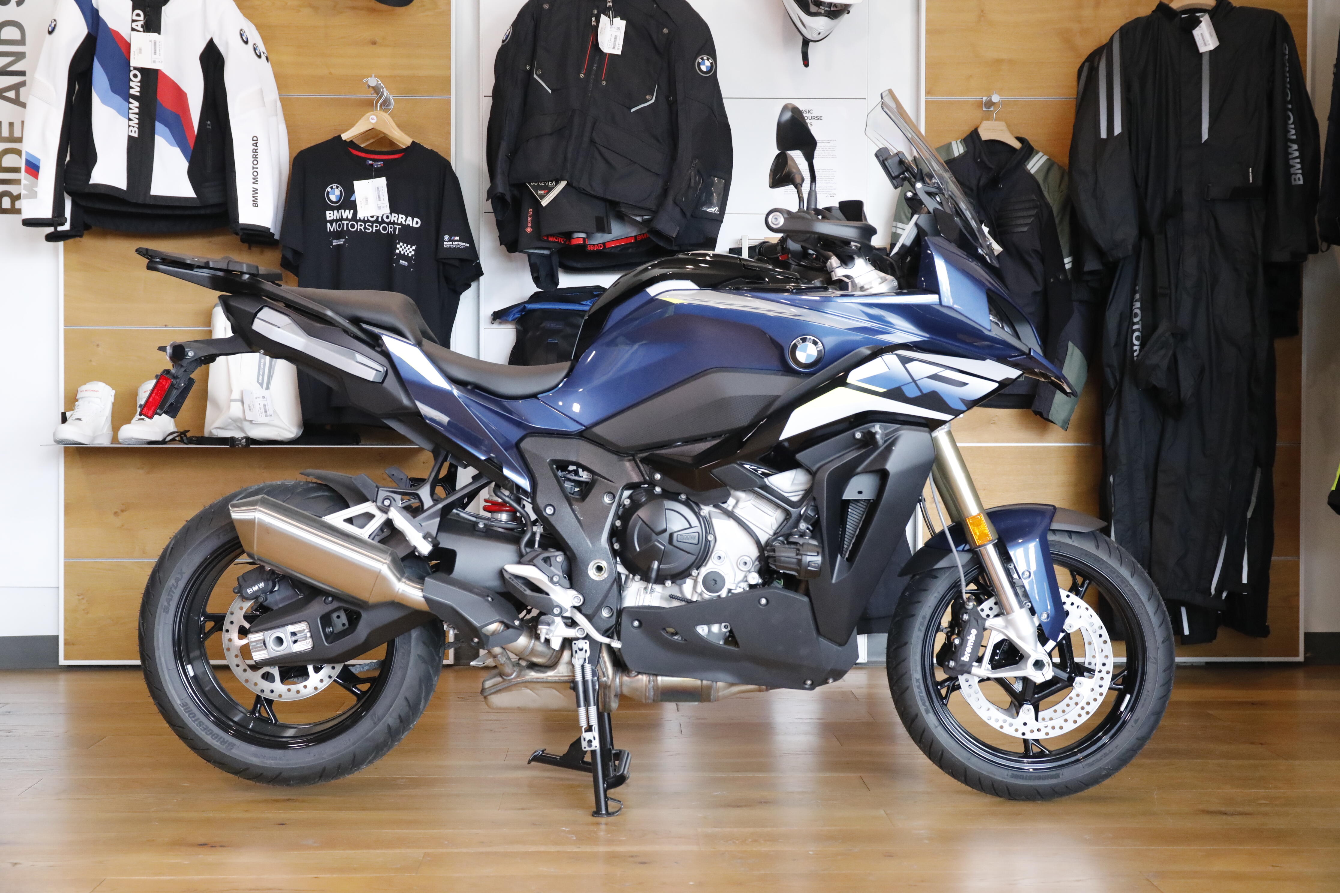 2026 BMW S 1000 XR